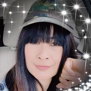 Meet your Posher, Annie